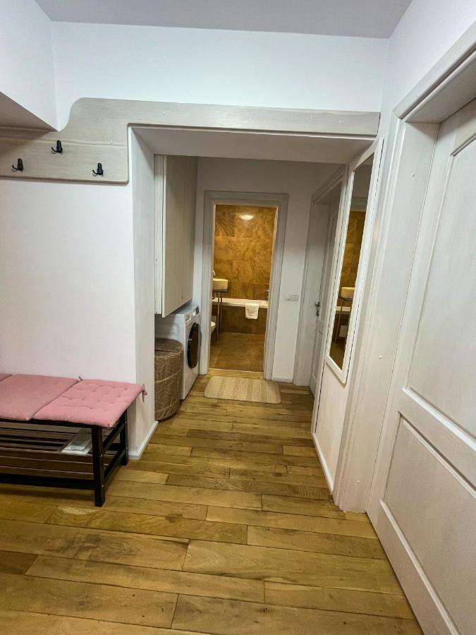 Tudor'S Apartment Bucharest Exterior photo
